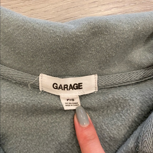 Garage green quarter zip sweater - Picture 4 of 5